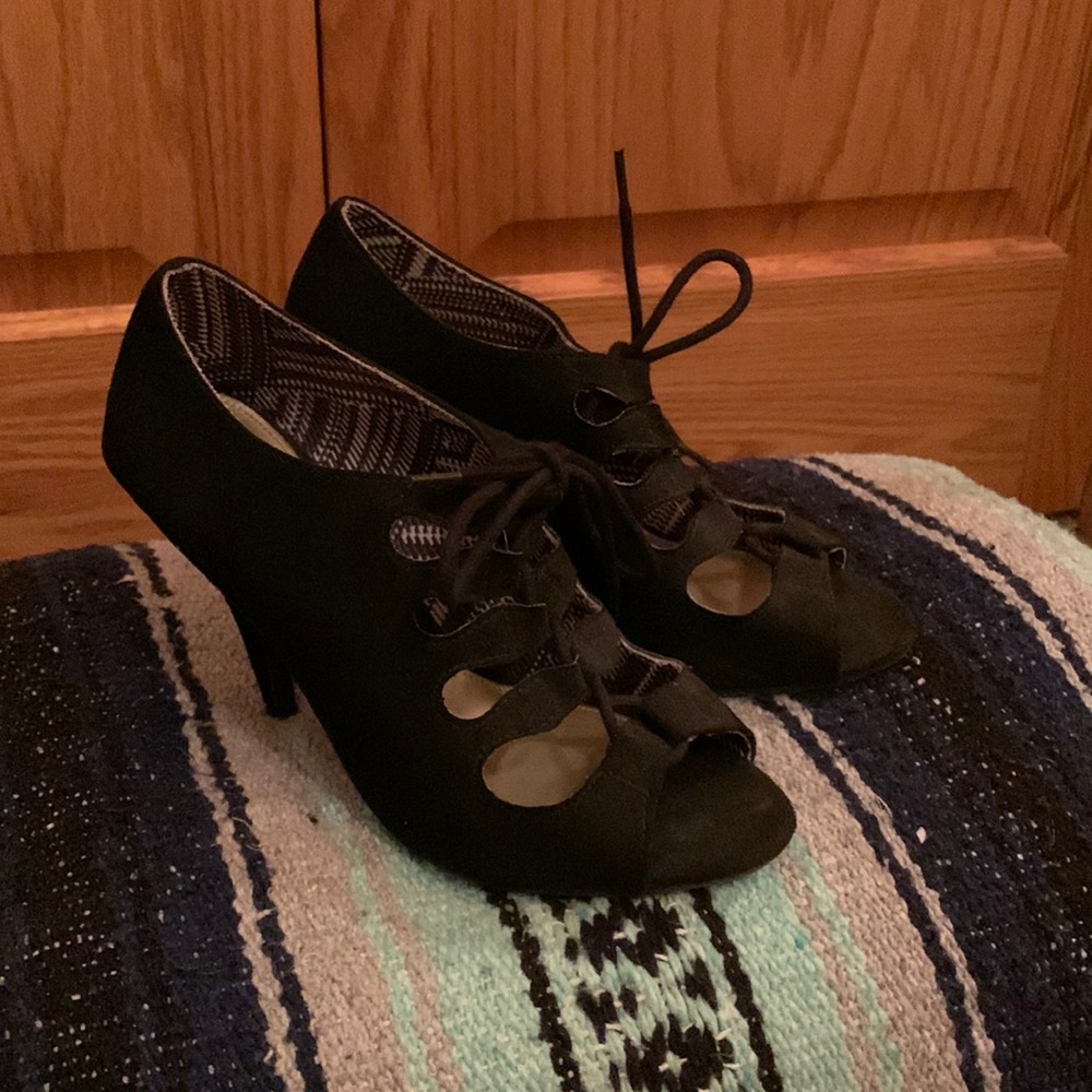 Black heels